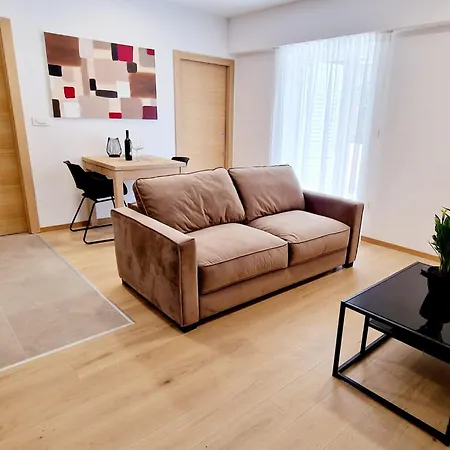 Elodie Apartament